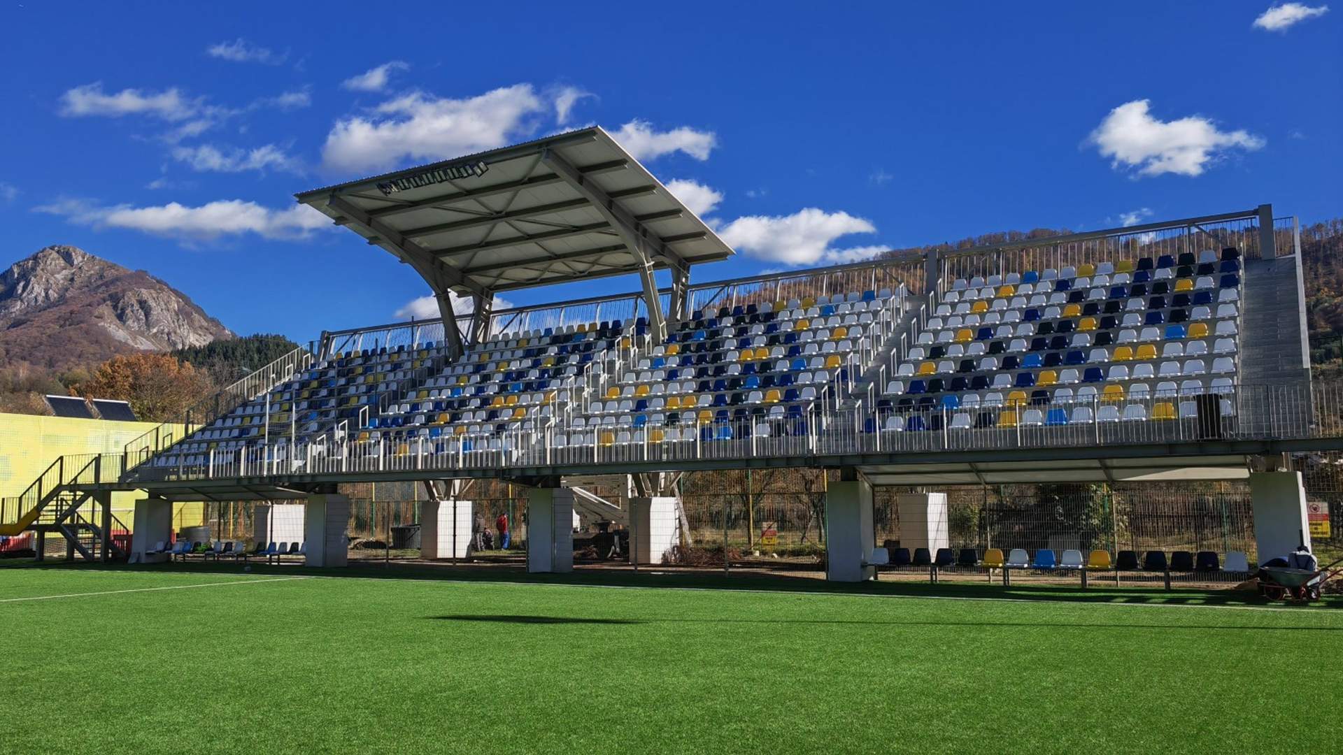 Proiect de tribuna - stadion din Dragoslavele Arges