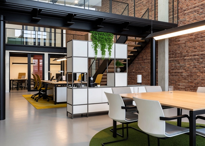 Proiect de amenajare office industrial – Dublu V Studio 4