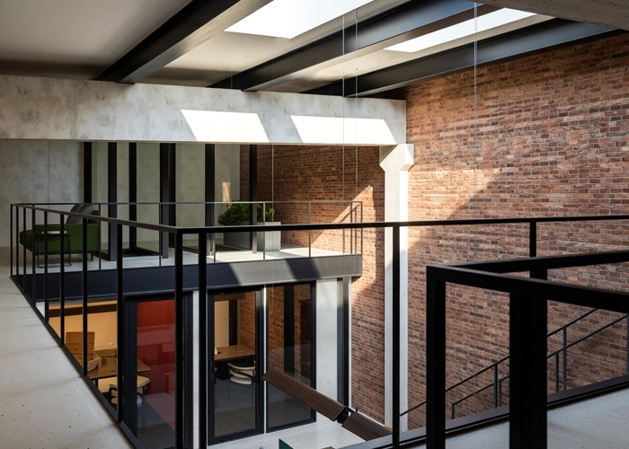 Proiect de amenajare office industrial – Dublu V Studio 5